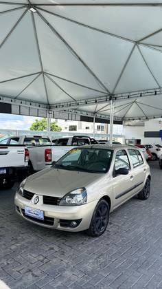 RENAULT CLIO 1.0 16V FLEX 4P MANUAL